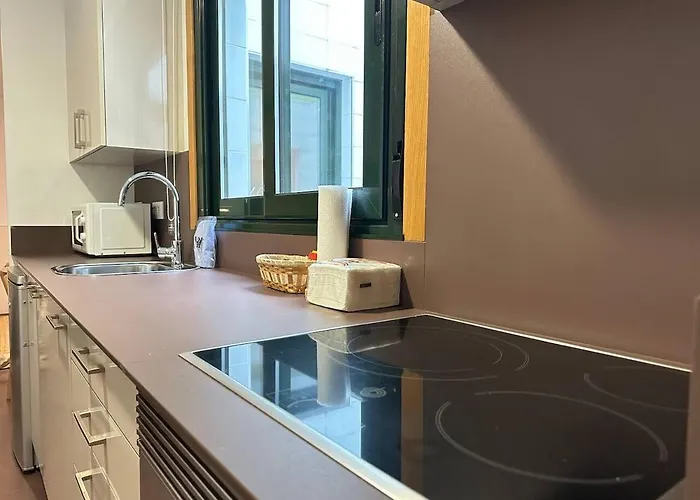 Ybh Velazquez M 47, 3 *